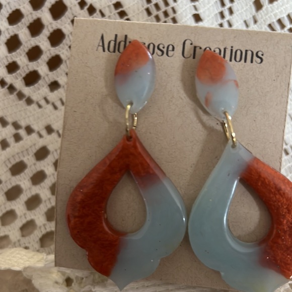 Brown & Blue dangles - Picture 2 of 3